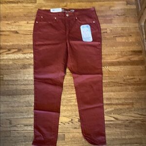 Seven7 Red Skinny Jeans with Classic Styling
